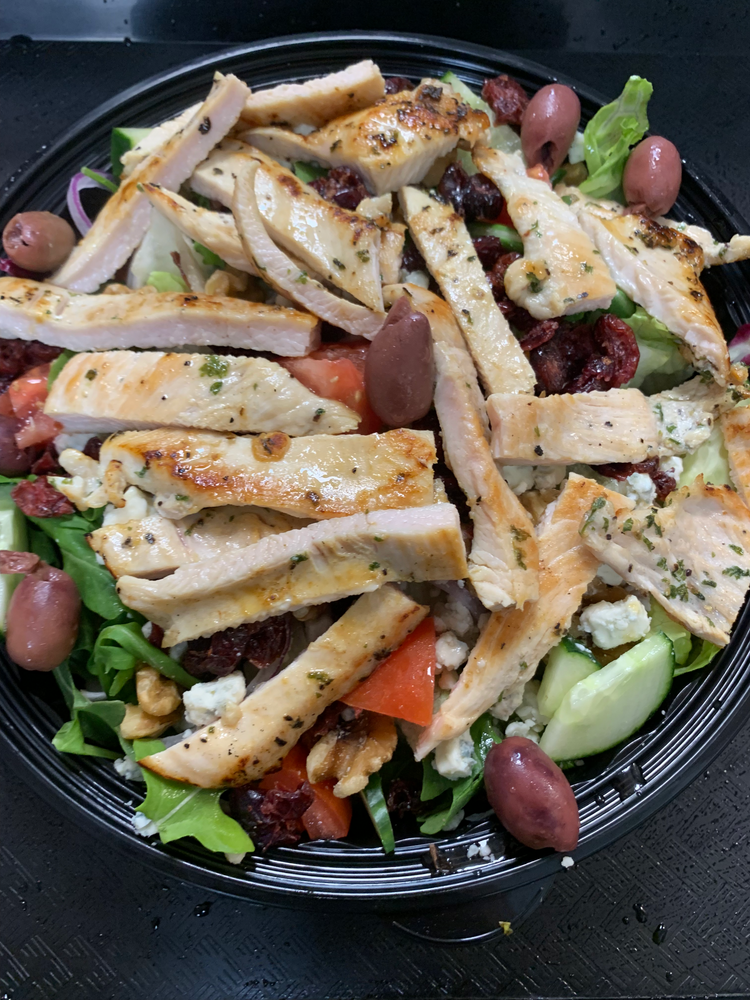 Grilled Chicken Garden Salad