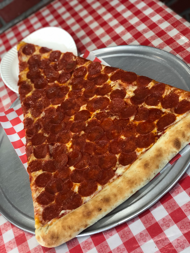 Traditional Regular Pepperoni Superslice