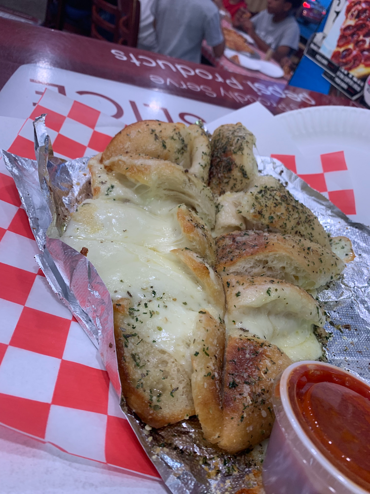 1 pound Garlic Knot w/ cheese